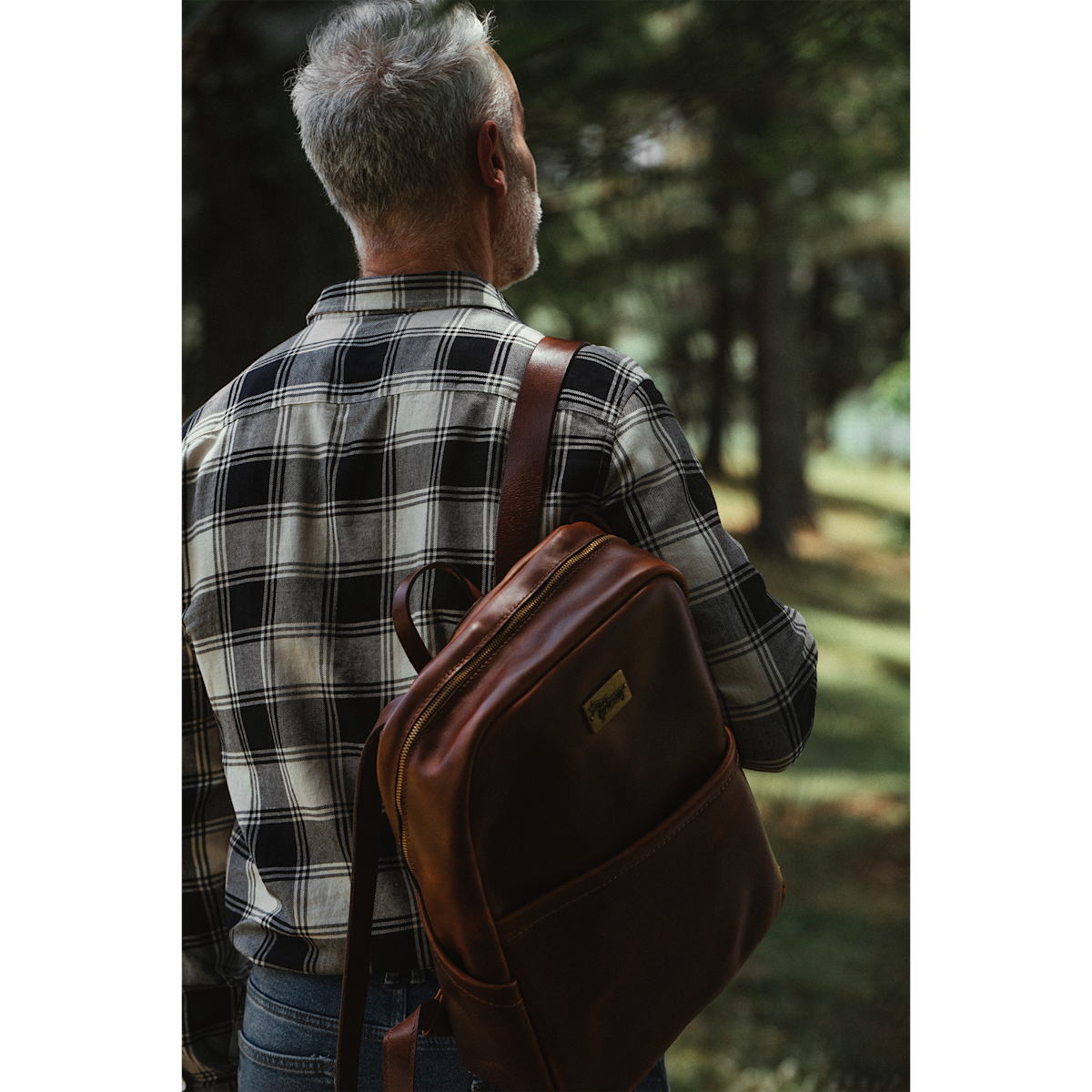 GIBSON LIFTON LEATHER BACKPACK - BROWN